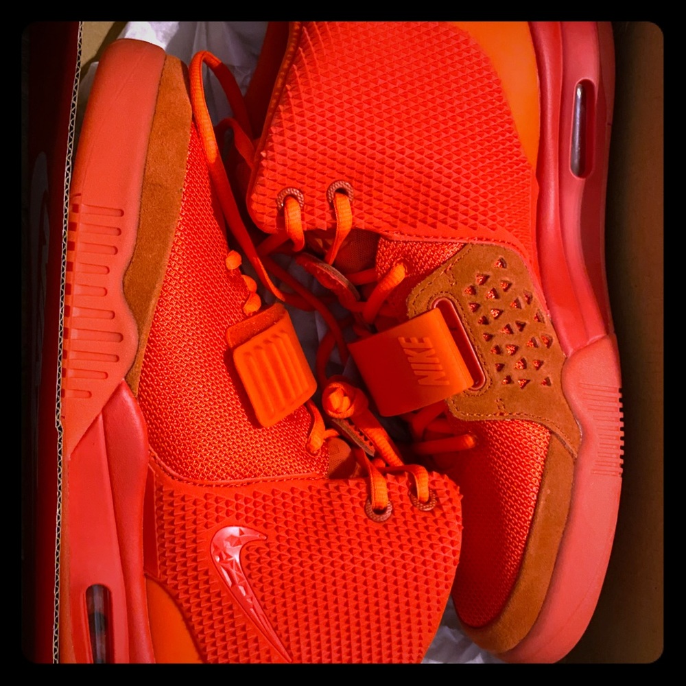 Nike Red October’s Size 10